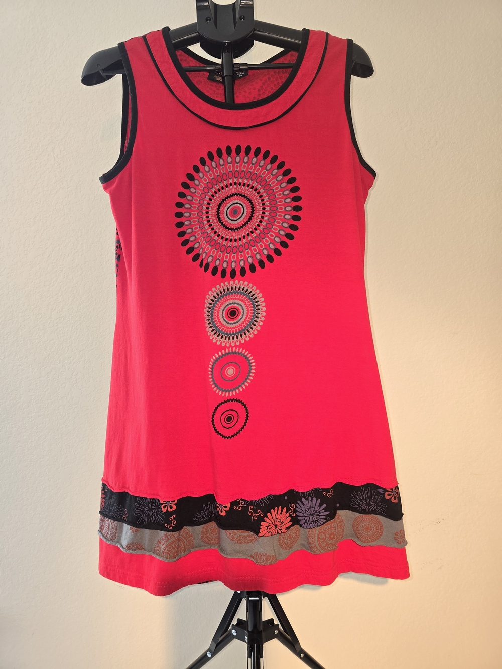 Lunieva- Unique Sleeveless Red Tank Dress. Size XL 100% Cotton